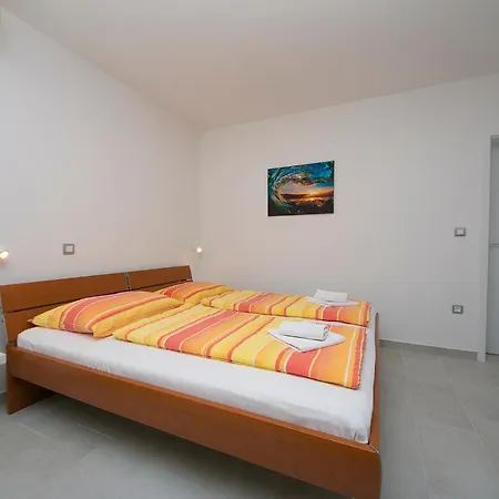 Adria Brela Apartments Chambre photo