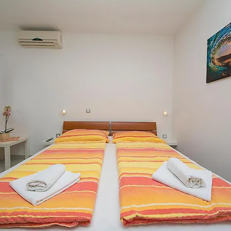 Adria Brela Apartments Chambre photo